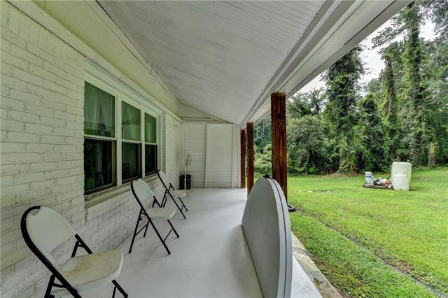 6654 Old Covington Road, Lithonia, GA 30058