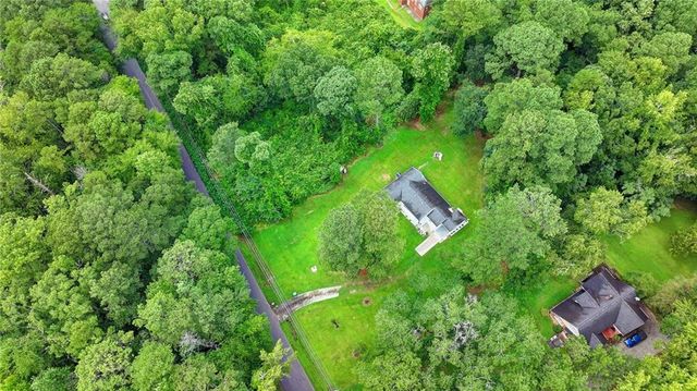 6654 Old Covington Road, Lithonia, GA 30058