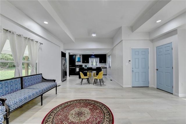 6654 Old Covington Road, Lithonia, GA 30058