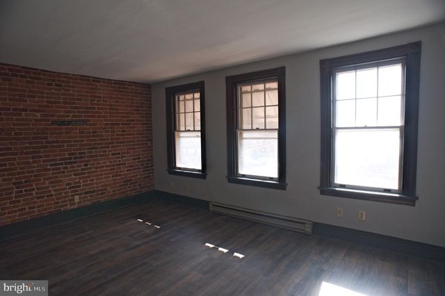 349 E NEW ST, Lancaster, PA 17602