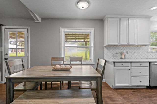 7001 Guy Lane, Orange, TX 77632