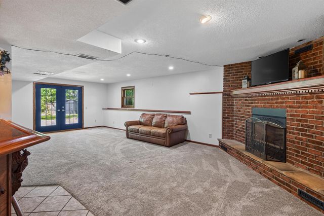 17664 Kettering Trail, Lakeville, MN 55044