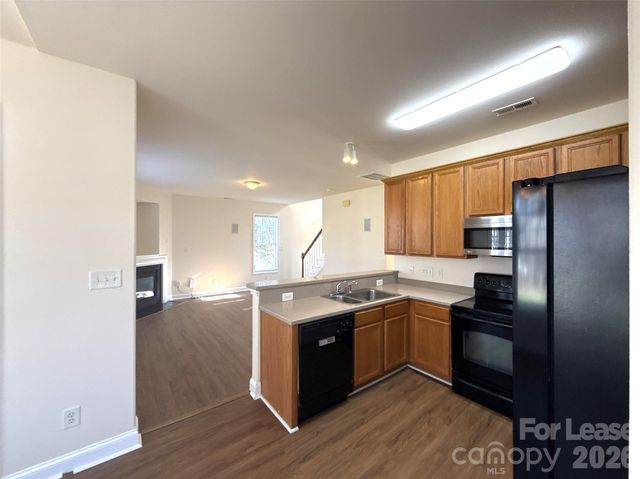 10082 Paisley Drive NW, Charlotte, NC 28069