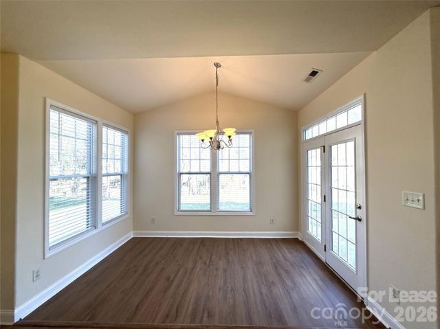 10082 Paisley Drive NW, Charlotte, NC 28069