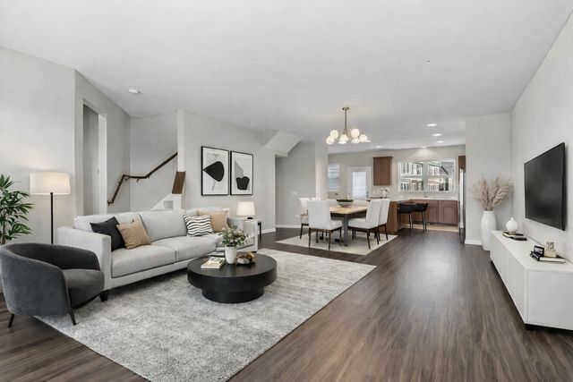 5248 Hampton Street NE, Prior Lake, MN 55372