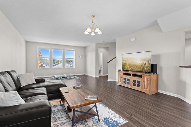 5248 Hampton Street NE, Prior Lake, MN 55372