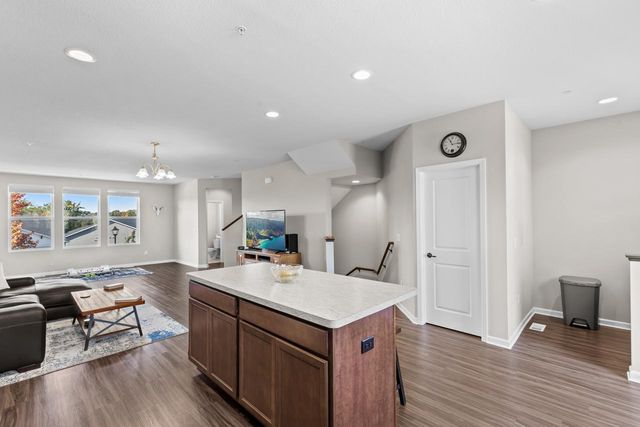 5248 Hampton Street NE, Prior Lake, MN 55372