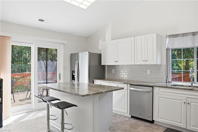 108 Spoon CT, Yorktown, VA 23693