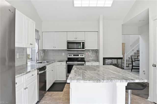 108 Spoon CT, Yorktown, VA 23693