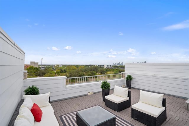 2826 Tom Miller ST, Austin, TX 78723