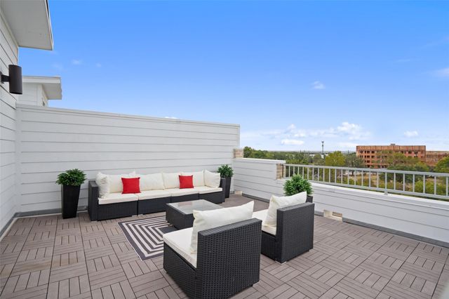 2826 Tom Miller ST, Austin, TX 78723