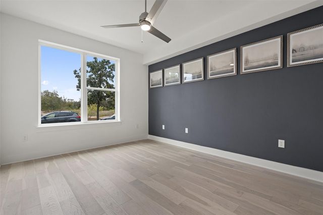 2826 Tom Miller ST, Austin, TX 78723