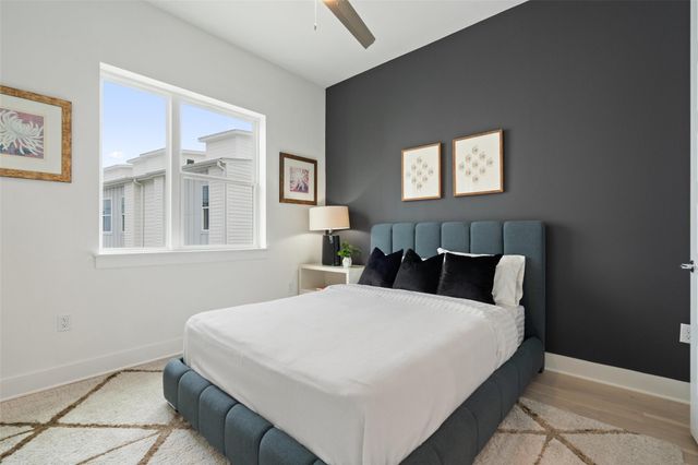 2826 Tom Miller ST, Austin, TX 78723