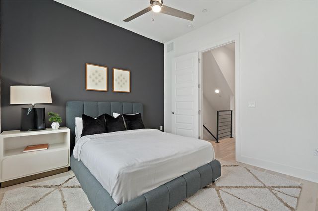 2826 Tom Miller ST, Austin, TX 78723
