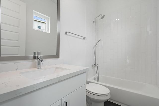2826 Tom Miller ST, Austin, TX 78723