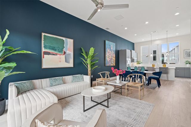 2826 Tom Miller ST, Austin, TX 78723