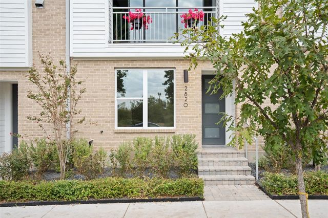 2826 Tom Miller ST, Austin, TX 78723