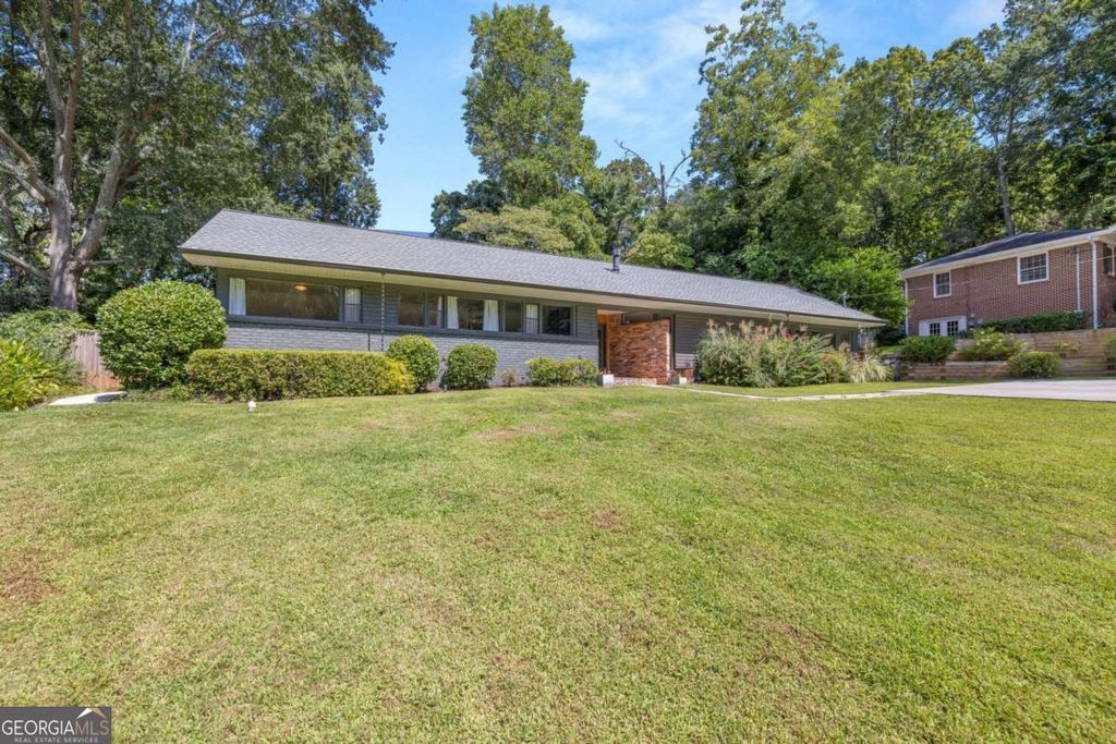 560 Park Street Place, Gainesville, GA 30501