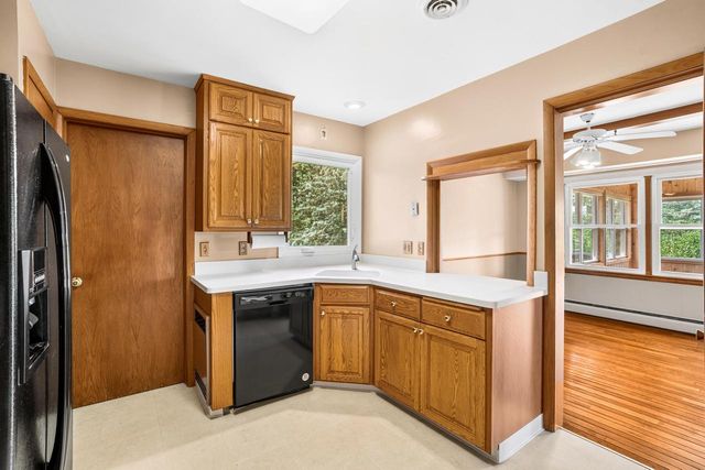 1416 Spring Valley DRIVE, Racine, WI 53405