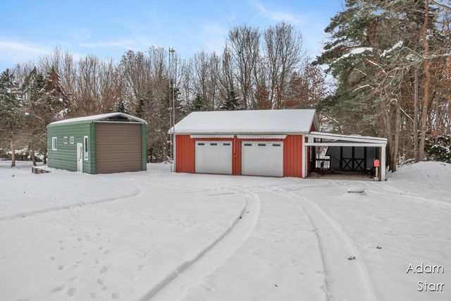 945 60th Street SW, Wyoming, MI 49509