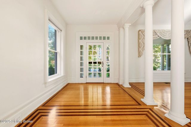 1515 S 3rd St, Louisville, KY 40208