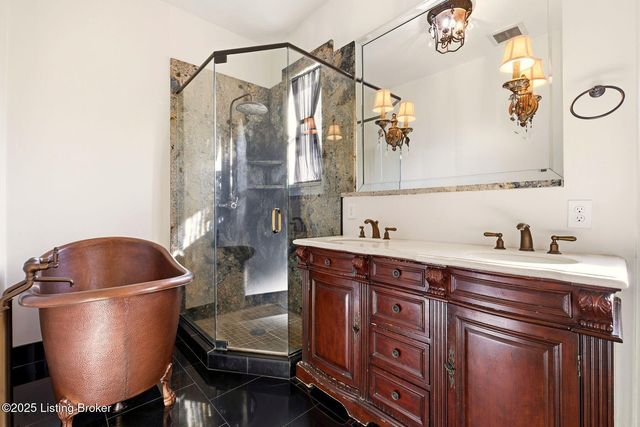 1515 S 3rd St, Louisville, KY 40208