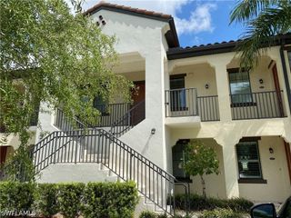 15114 Palmer Lake CIR 202, Naples, FL 34109
