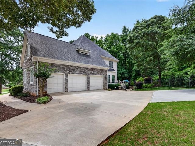 304 Tempest Drive, Peachtree City, GA 30269