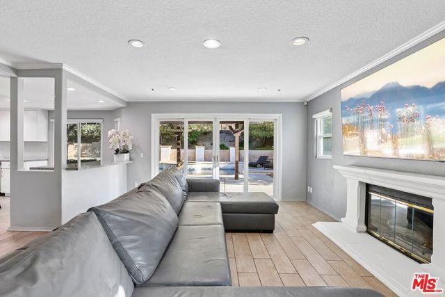 17807 Tuscan Drive, Los Angeles, CA 91344