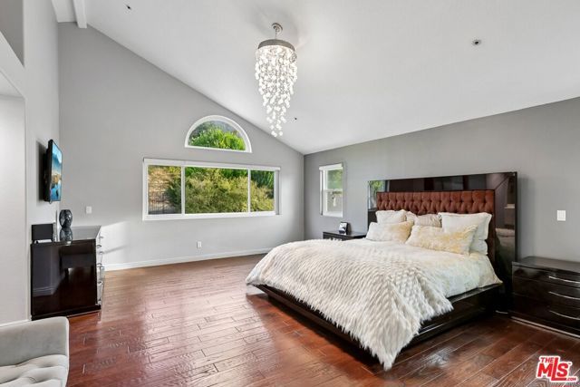 17807 Tuscan Drive, Los Angeles, CA 91344