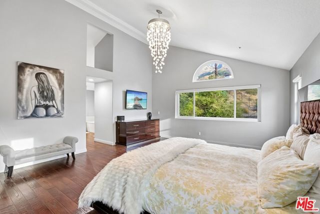 17807 Tuscan Drive, Los Angeles, CA 91344