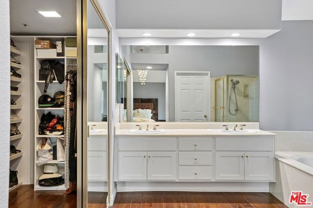17807 Tuscan Drive, Los Angeles, CA 91344