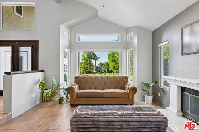 17807 Tuscan Drive, Los Angeles, CA 91344