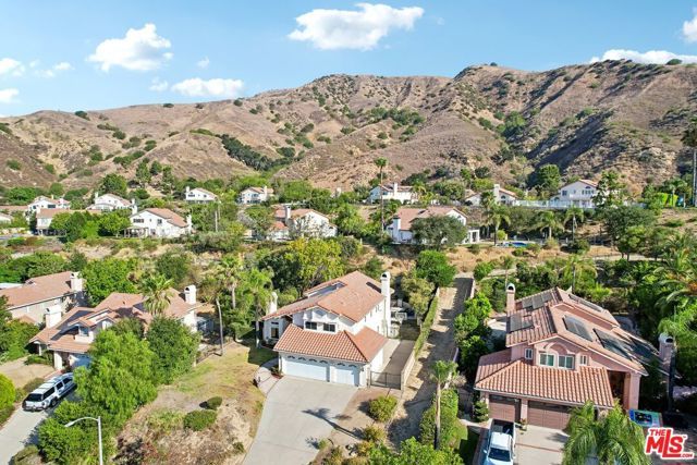 17807 Tuscan Drive, Los Angeles, CA 91344