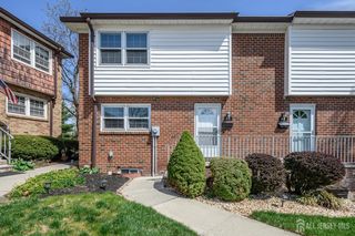 4 Cardinal Lane 1, Hillsborough, NJ 08844