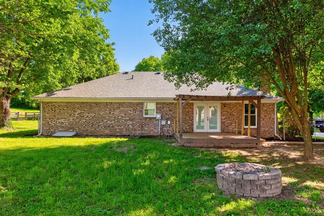 1090 Delaney Ferry Road, Nicholasville, KY 40356