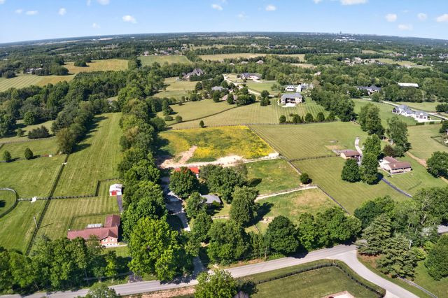 1090 Delaney Ferry Road, Nicholasville, KY 40356