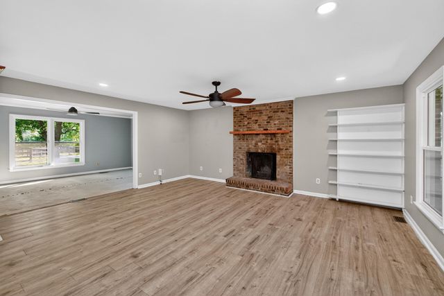 1090 Delaney Ferry Road, Nicholasville, KY 40356