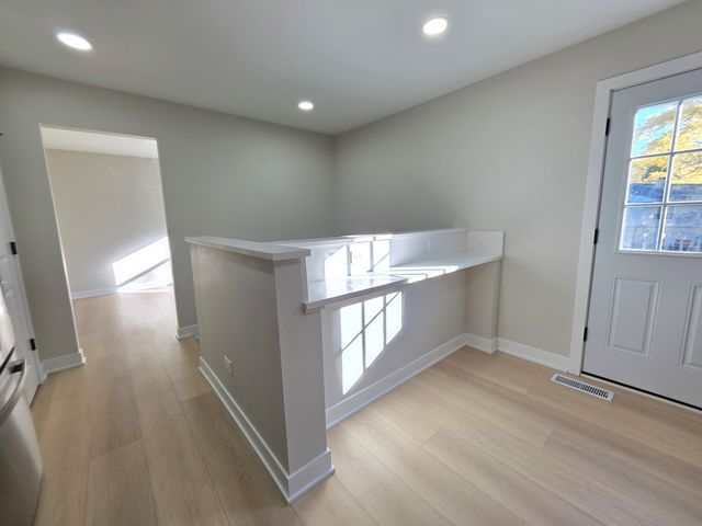 2187 Walnut Avenue, Hanover Park, IL 60133