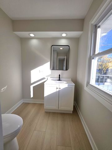 2187 Walnut Avenue, Hanover Park, IL 60133