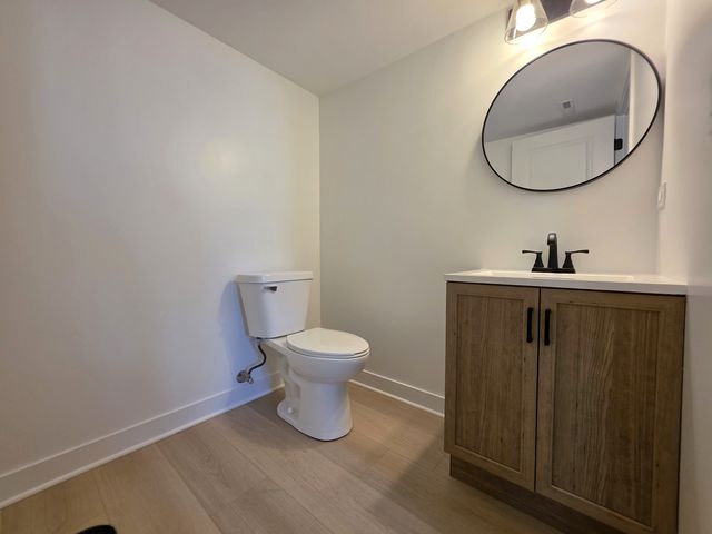 2187 Walnut Avenue, Hanover Park, IL 60133