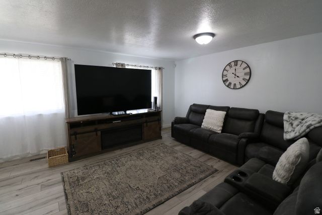 5184 S 1150 W, Riverdale, UT 84405