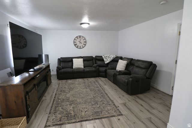 5184 S 1150 W, Riverdale, UT 84405
