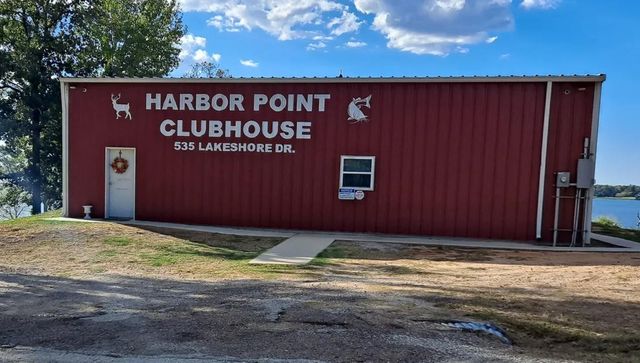 361 Medina Drive, Trinity, TX 75862