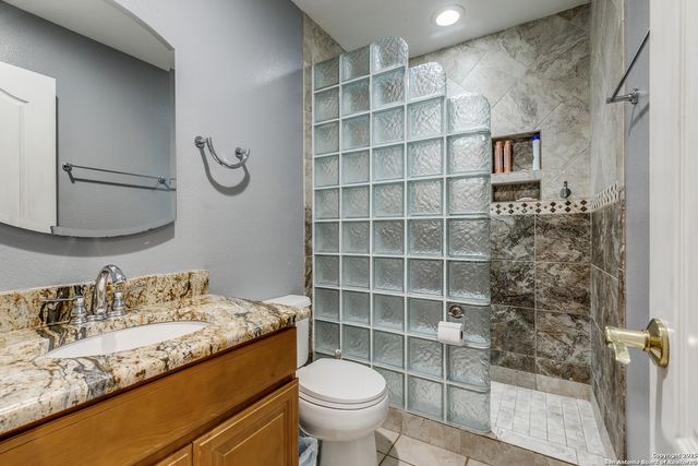10439 Canyon, San Antonio, TX 78245