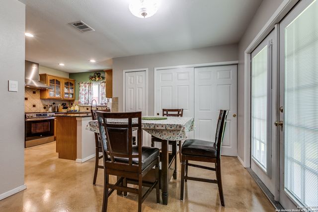 10439 Canyon, San Antonio, TX 78245