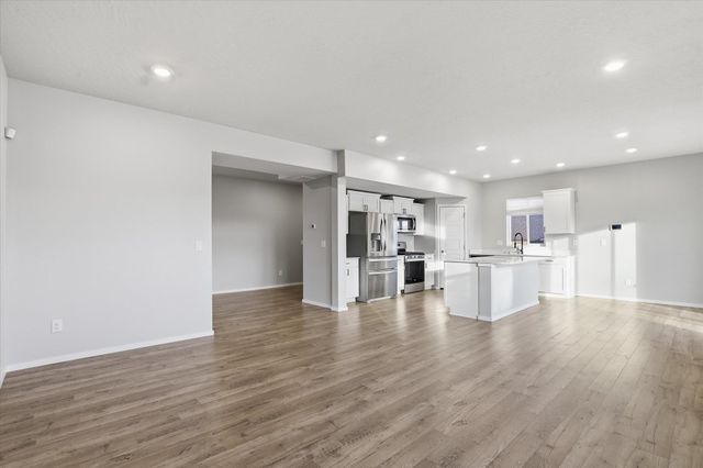 3211 N McKinnon Rd, Spokane, WA 99217