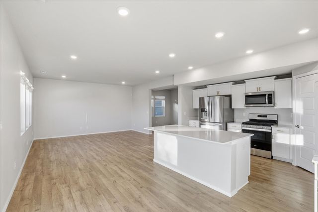 3211 N McKinnon Rd, Spokane, WA 99217