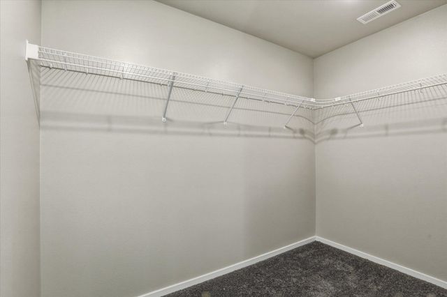 3211 N McKinnon Rd, Spokane, WA 99217