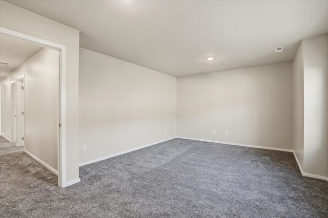 3211 N McKinnon Rd, Spokane, WA 99217